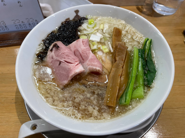 「醤油ラーメン」@魚介豚清湯 成り屋の写真