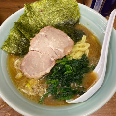 横浜ラーメン 武蔵家 国領店の写真