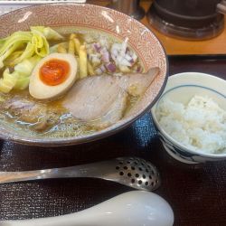 濃厚カレーラーメン　〆ライスセット　1000円