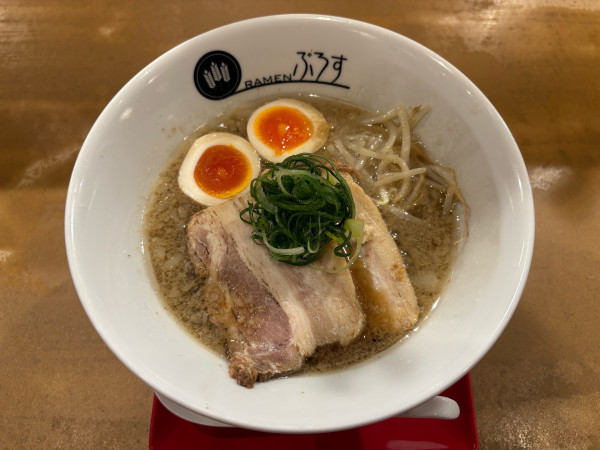 「限定　北海道醤油らーめん」@Ramenぶろすの写真