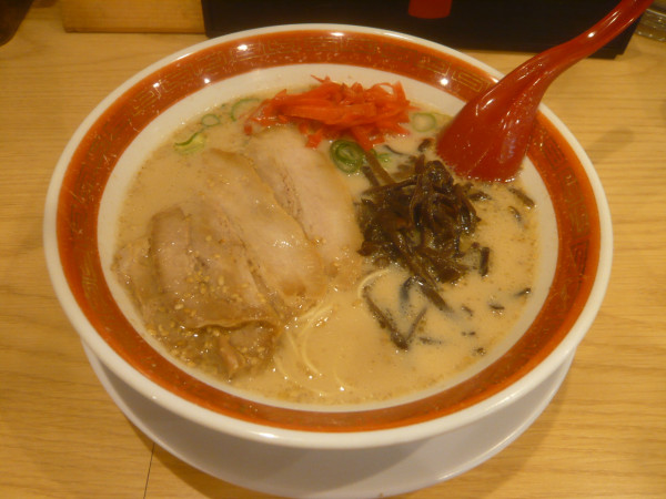 「博多　白」@博多らーめん長風 新秋津店の写真