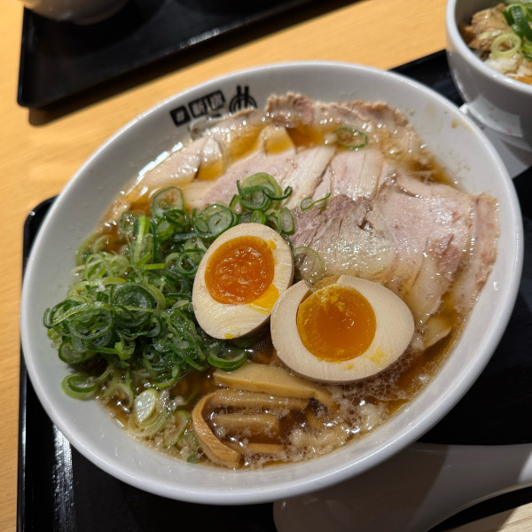 「尾道ラーメン豪華盛り」@尾道ラーメン 喰海の写真