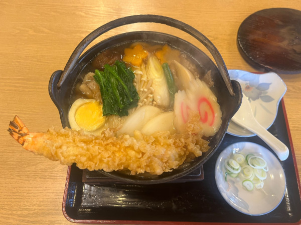 「鍋焼きうどん、1,500円」@子亀の写真