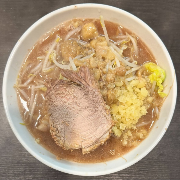 「ラーメン小」@マジックの道の写真