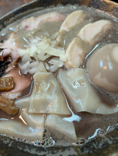 「特製にぼイカ」@青森煮干鉢銀の写真