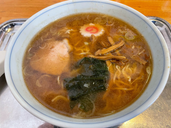 「中華麺(麺少なめ・硬め)￥900」@大勝軒 武蔵増戸店の写真