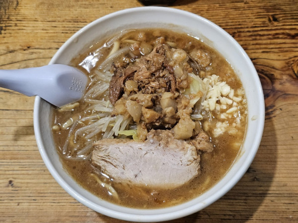 「ラーメン　ニンニクマシアブラマシマシ　1000円」@夢を語れ青森の写真