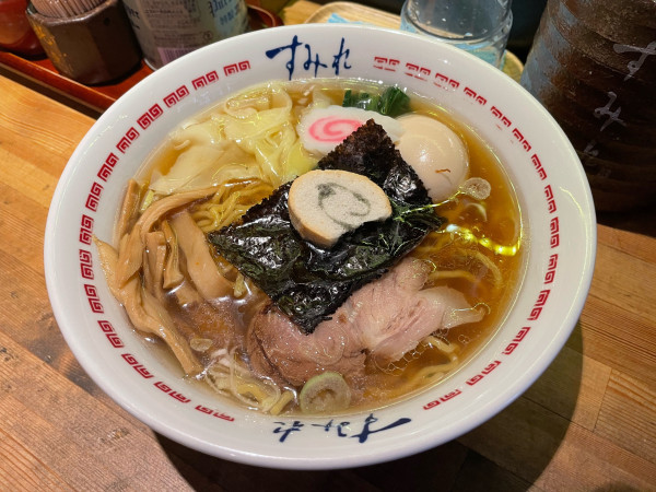 「昔風ラーメン(並)¥1,200」@すみれ 横浜店の写真