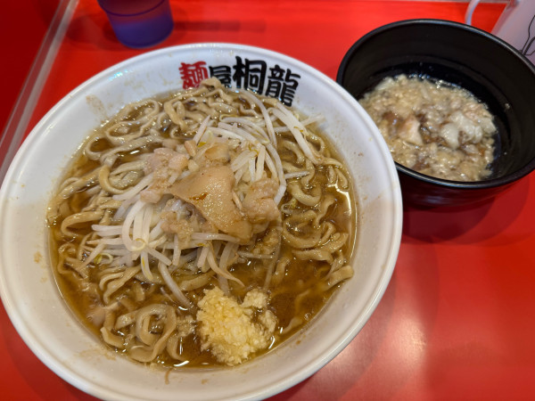 「小らーめん➕つけ脂（ほぐし豚）」@麺屋 桐龍の写真