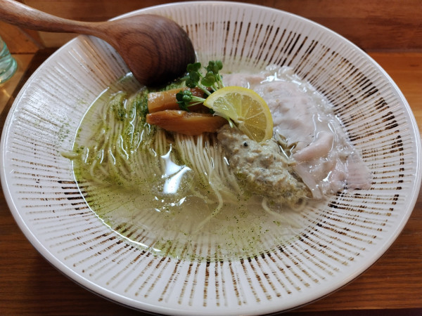 「牡蠣そば（並）」@中華そば 華塩の写真