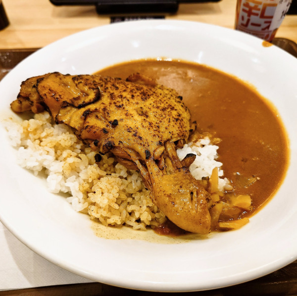 「炭火ほろほろチキンカレー」@すき家 我孫子寿店の写真