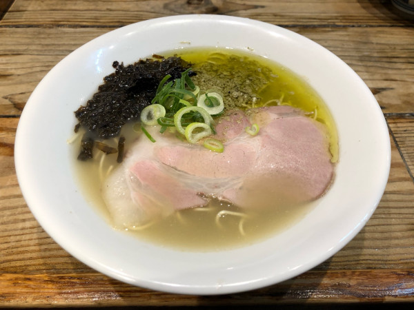 「牡蠣塩ラーメン」@むかん 池袋の写真