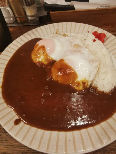 「エッグカレー」@はなや食堂の写真