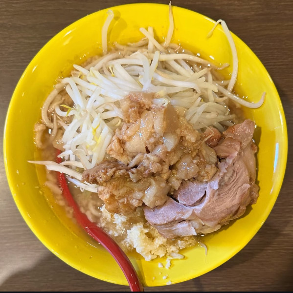 「ラーメン ミニ にんにくまし」@ラーメンイエロー 狛江店の写真