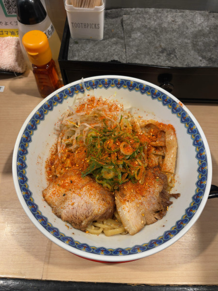 「ウマ辛油そば １辛 麺大盛り（1000円）」@汁なしまぜ麺専門店 麺屋 花桃の写真