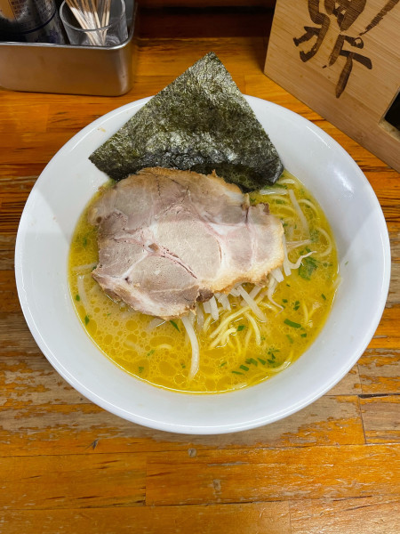 「ラーメン(760円)」@鼎の写真