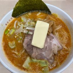 味噌オロチョンラーメン＋バター　980円＋150円