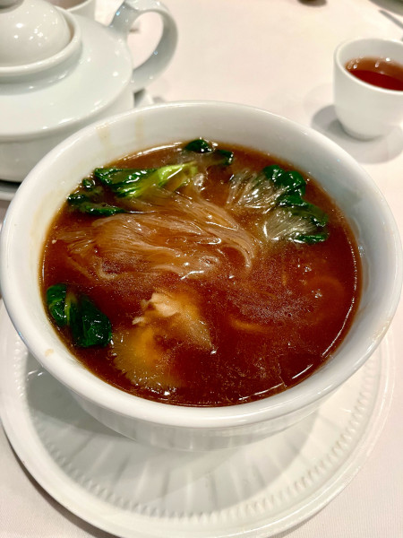 「フカヒレ姿麺」@大鴻運天天酒樓の写真