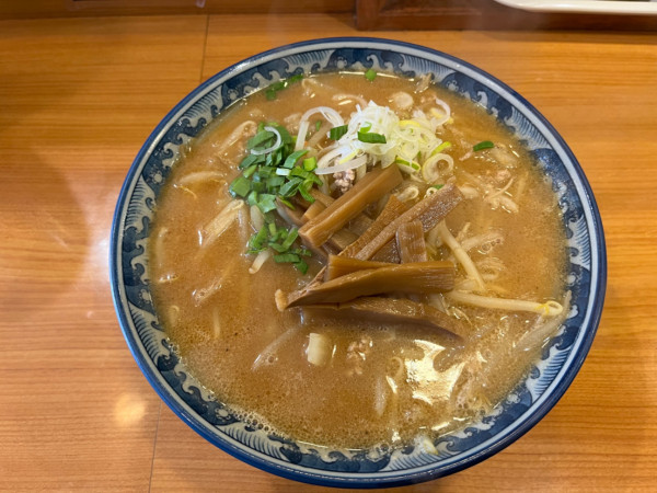 「みそらーメン＋大盛＋メンマ」@らーメン あさくさの写真