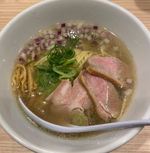 「【限定】鴨と蛤の中華そば（塩）１１５０円」@中華そば みかわの写真