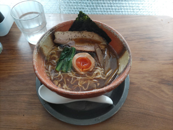 「あってリ麺(醤油)＋サイコロあぶりチャー丼」@あってりめんこうじの写真