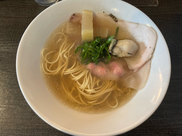 「牡蠣しじみらーめん 替玉」@自家製麺 牡蠣工房 Uguisuの写真