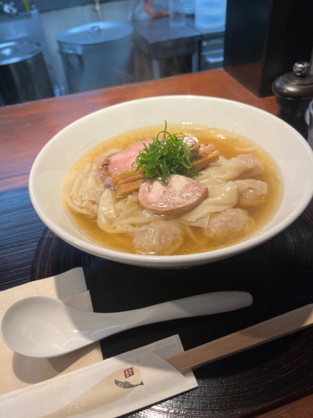 「わんたん麺 1,550円」@らーめん 鉢ノ葦葉の写真
