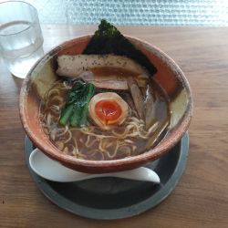 あってリ麺(醤油)＋サイコロあぶりチャー丼
