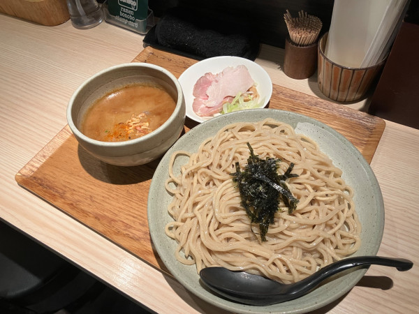 「渡り蟹のつけ麺 1050円」@ボノボの写真