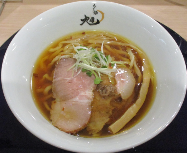 「醤油らぁ麺　1000円」@らぁ麺旭の写真