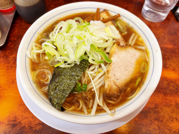 「中華そば 細麺　890円」@東池袋大勝軒 神奈川新町店の写真