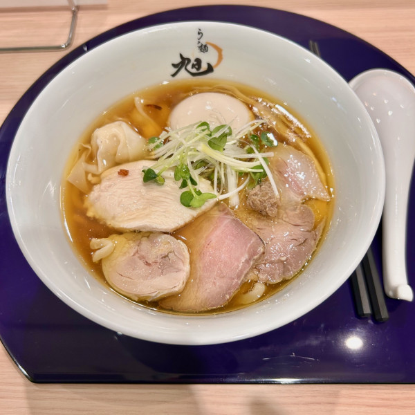 特製醤油らぁ麺（1500円）