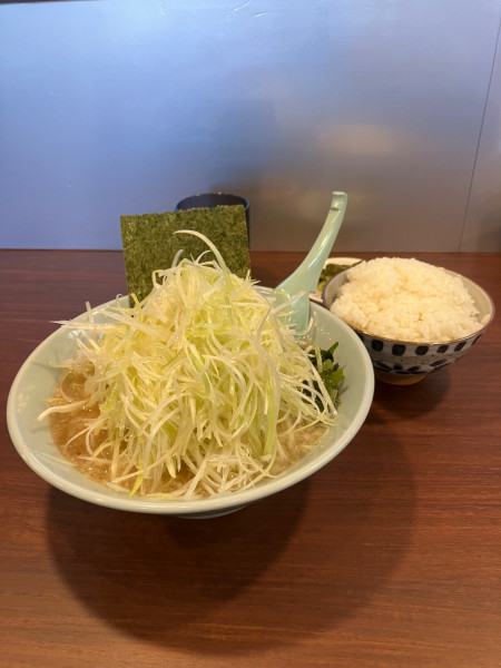 「ネギラーメン　ネギダブル　ライス」@ラーメン 神門の写真