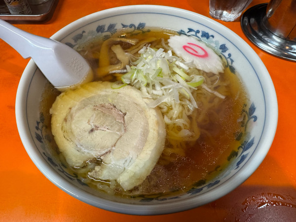 「佐野醤油ラーメン　700円」@青竹打ち佐野ラーメン 王将 2号店の写真