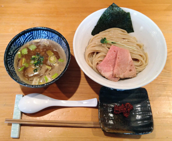 「濃厚豚骨魚介つけ麺＋辛味」@KEN軒の写真