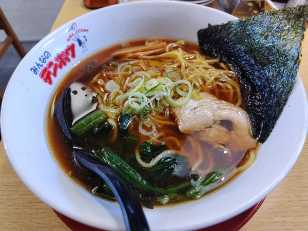 「【限定】煮干しらーめん」@テンホウ 松本渚店の写真