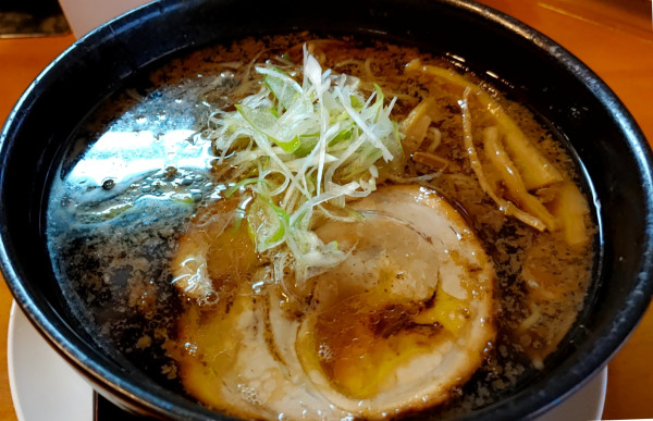 「炙り醤油」@麺屋 朋の写真