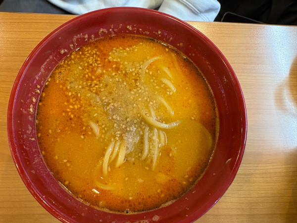 「胡麻香る担々麺」@無添 くら寿司 足立江北店の写真