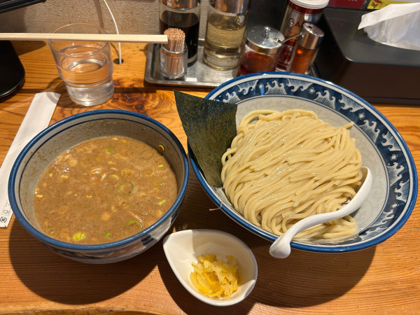 「肉つけめん　中盛　ゆず増し」@龍神麺の写真
