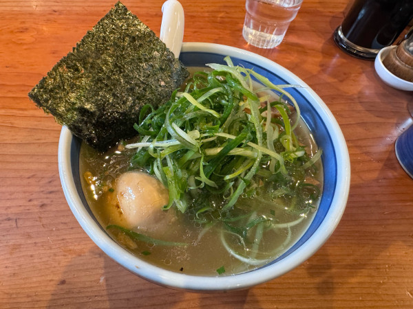 「しお玉らーめん1020　九条ネギ細切り200」@ラーメン トウカンヤの写真