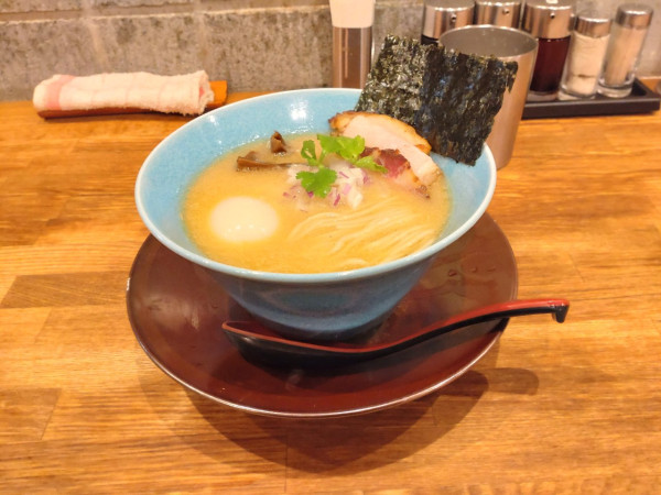 「限定　鯛白湯そば」@麺処 青野の写真