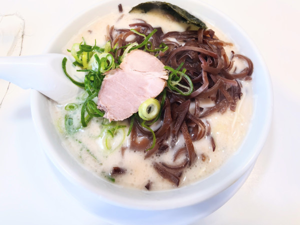 「きくらげラーメン」@博多天神 池袋店の写真