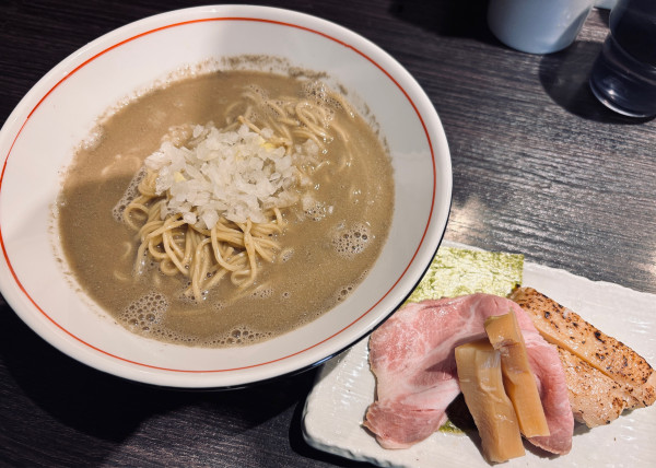 「【限定】煮干そば」@中華そば 十目一八食堂の写真