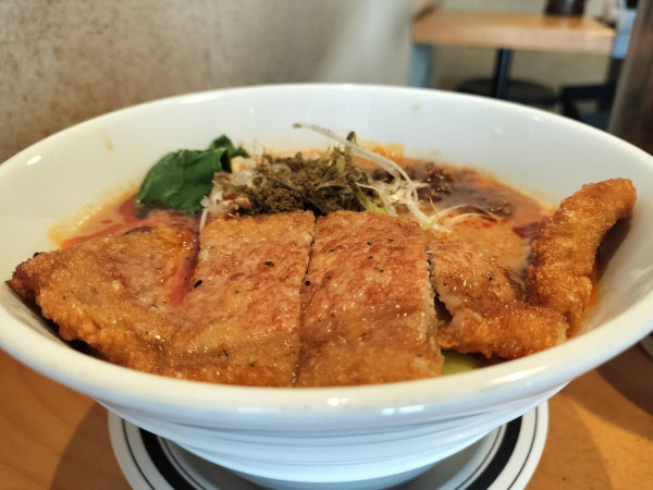 「だぶるぱいこー　四川担々麺」@赤い鯨 人形町店の写真