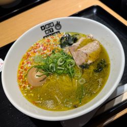 特製牡蠣塩ラーメン