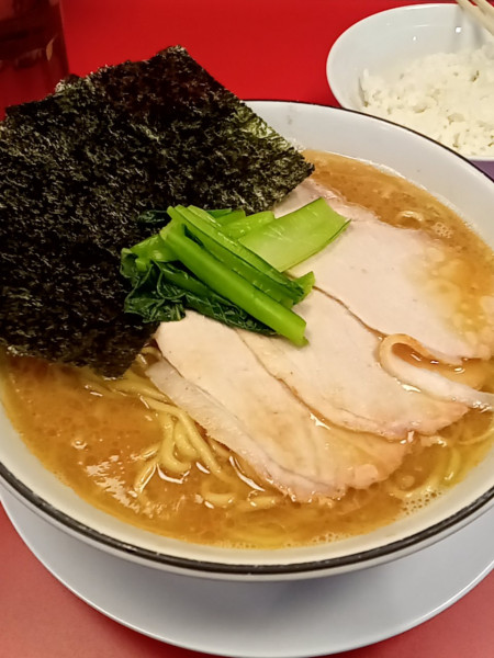 「チャーシューメン大（1,350円）」@家系ラーメン 王道家直系 修の写真