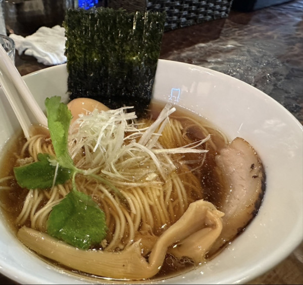「醤油ラーメン」@らぁ麺 石井の写真