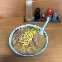 味噌チャーシュー、大盛り、コーン、チャーシュートッピング