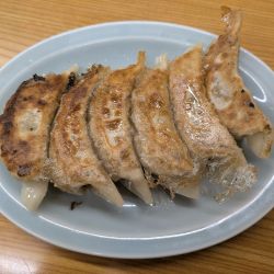 餃子：450円