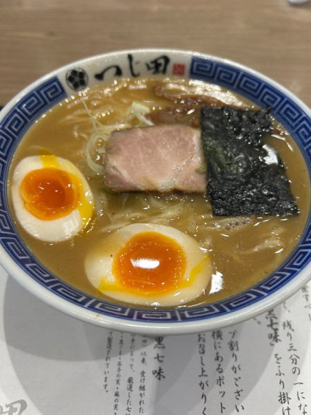 「濃厚味玉らーめん」@つじ田 ららぽーと湘南平塚店の写真